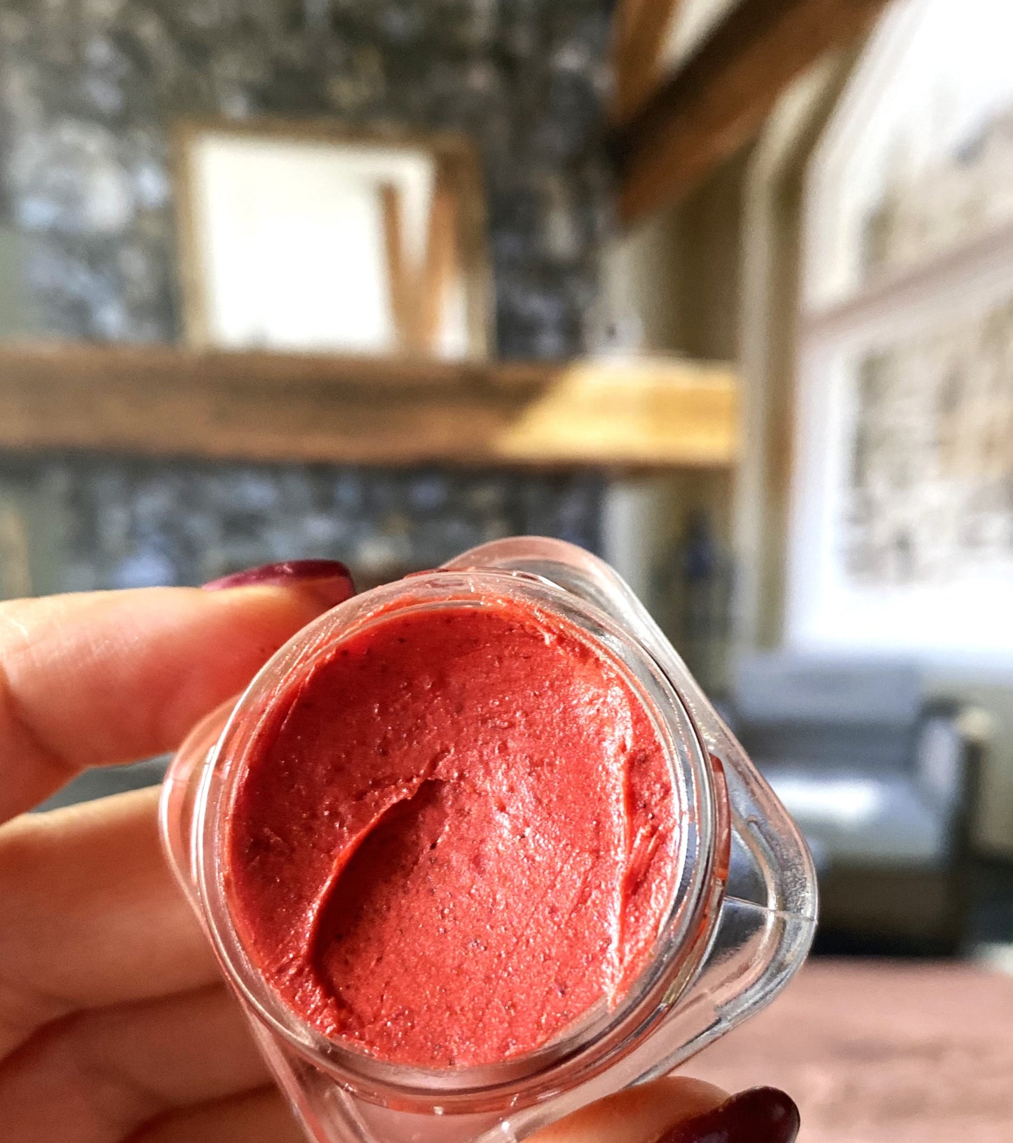 "Plump & Pout" - Hydrating Tinted Lip Booster with Hyaluronic Acid for a Fuller, Sexier Look. - AksaOils