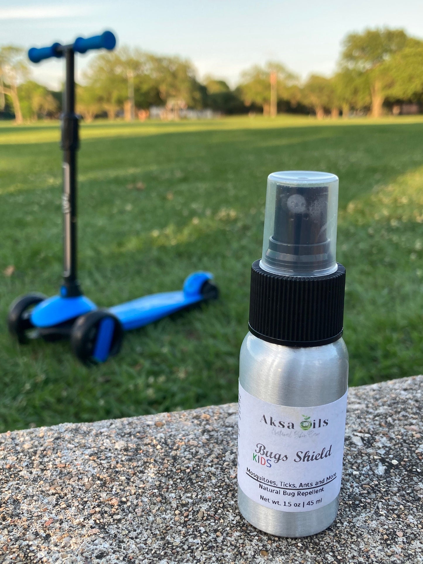 Kids Herbal Insect Repellent, Toddler DEET Free Bug Spray, Mosquitoes, Ticks and more, All Natural & Organic, Non Toxic, Allergies Friendly - AksaOils 