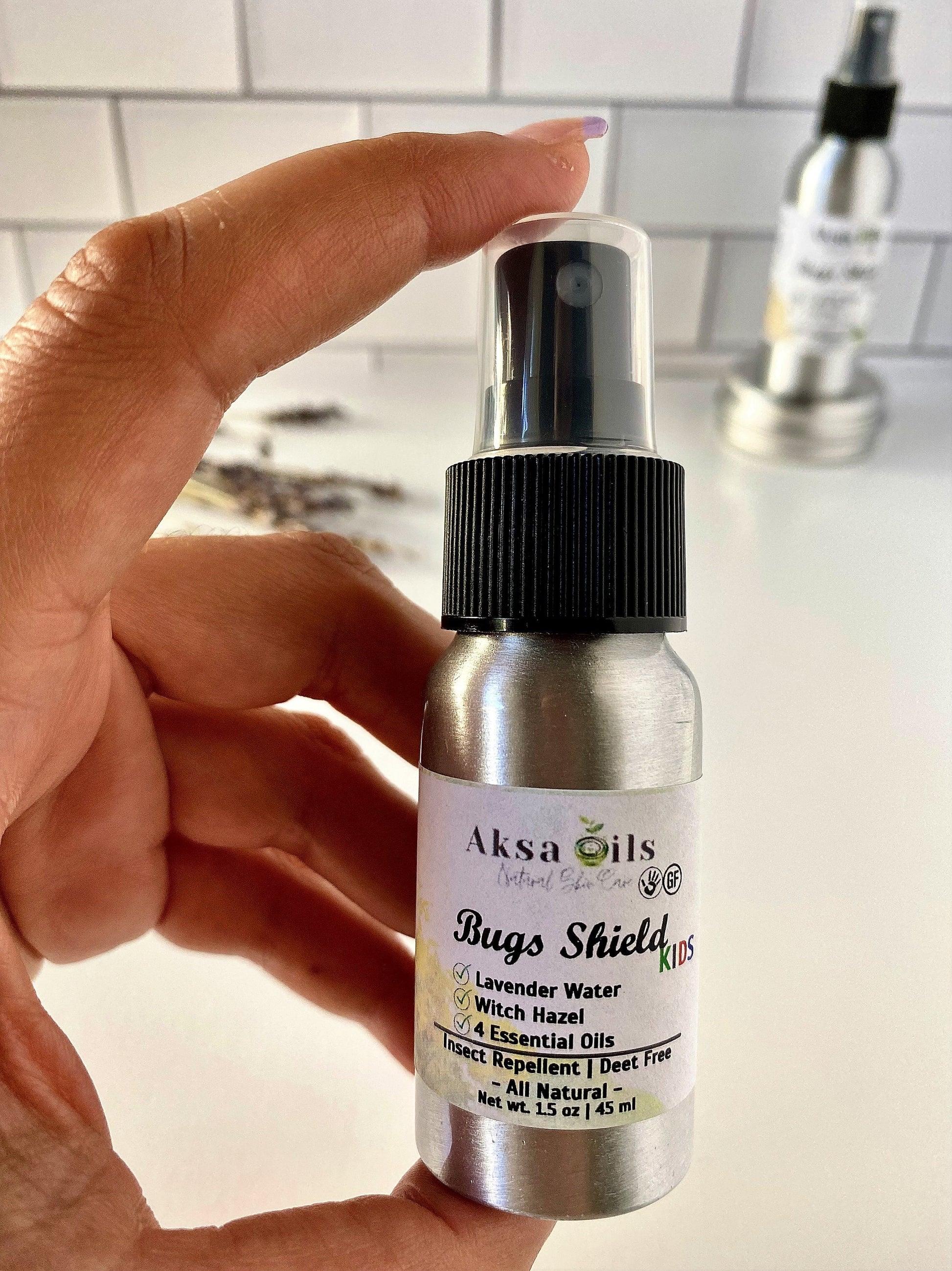 Kids Herbal Insect Repellent, Toddler DEET Free Bug Spray, Mosquitoes, Ticks and more, All Natural & Organic, Non Toxic, Allergies Friendly - AksaOils 